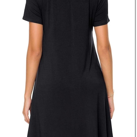 Black Short Sleeve Dress - Picture 3 of 3